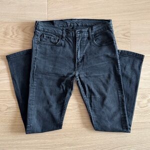 Vintage Levi’s 519 Skinny-fit Jeans in Faded Black